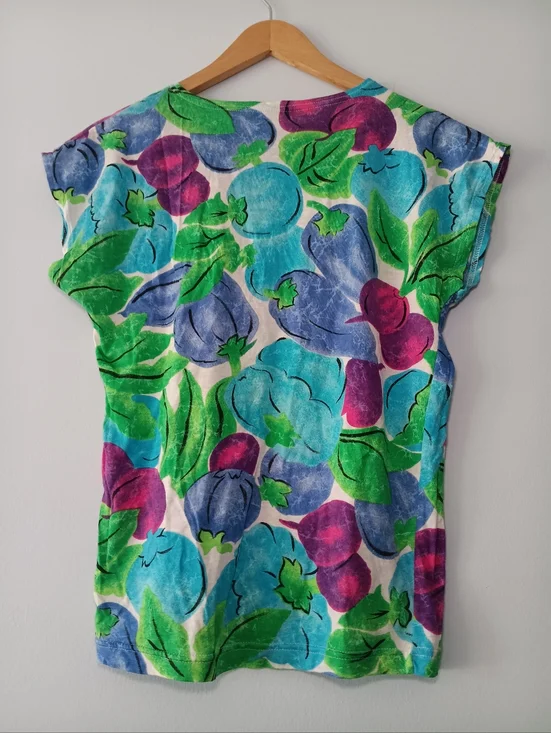 Vintage Lord & Taylor Fruit Vegetable Print Top M Short Sleeve Graphic Tee - Picture 2 of 4